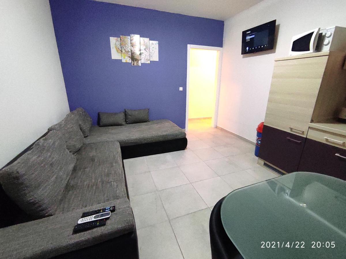 Apartmani Quattro Starigrad Paklenica Eksteriør bilde