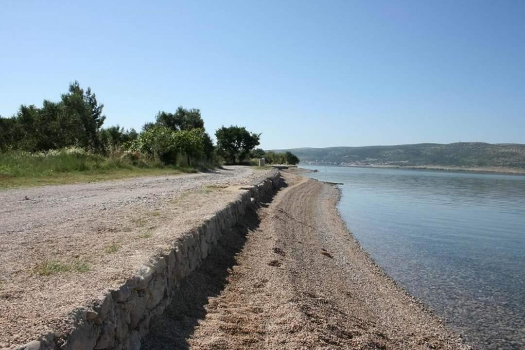 Apartmani Quattro Starigrad Paklenica Eksteriør bilde